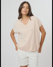 Load image into Gallery viewer, Lily Top Sand