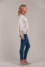 Load image into Gallery viewer, Ivy Blouse Clay