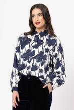 Load image into Gallery viewer, Lizzy Shirt