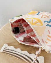 Load image into Gallery viewer, Carly Pouch Lemon