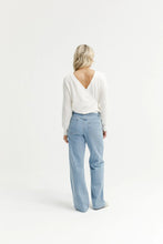 Load image into Gallery viewer, Lizzie Cardi Milk