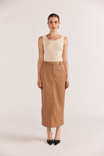 Load image into Gallery viewer, Cynthia Pu Midi Skirt: Camel