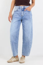 Load image into Gallery viewer, Graduate Light Blue Stretch Barrel Jean