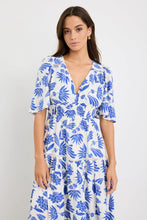 Load image into Gallery viewer, Fluent Blue Lotus Flutter Sleeve Maxi Dress