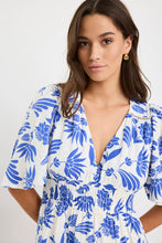 Load image into Gallery viewer, Fluent Blue Lotus Flutter Sleeve Maxi Dress