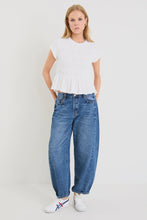 Load image into Gallery viewer, Neat White Slub Shirred Detail SS Tee