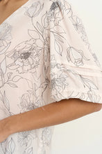 Load image into Gallery viewer, Recall Ivory Sketch Floral Pleat Sleeve Crew Top