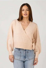 Load image into Gallery viewer, August Wrap Swan