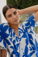 Load image into Gallery viewer, Antic Bright Blue Abstract Button Front Top