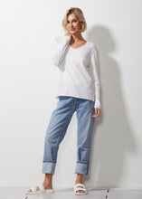 Load image into Gallery viewer, Z&P V Stitch Jumper White