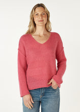 Load image into Gallery viewer, Mohair V Rouge