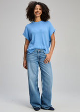 Load image into Gallery viewer, Sleeveless Crew Essential Blueberry