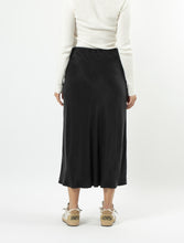 Load image into Gallery viewer, Avalon Skirt Khaki Green