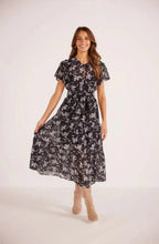 Load image into Gallery viewer, Luzette Tiered Maxi Dress
