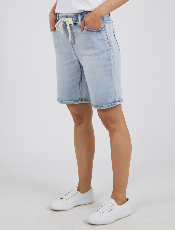 Gabby Bermuda Short (Dark Indigo) main image 0