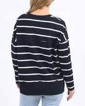 Load image into Gallery viewer, Janye Throw On Navy Stripe