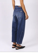Load image into Gallery viewer, Toni Barrel Jeans