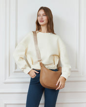Load image into Gallery viewer, Georgina Shoulder Bag Honey
