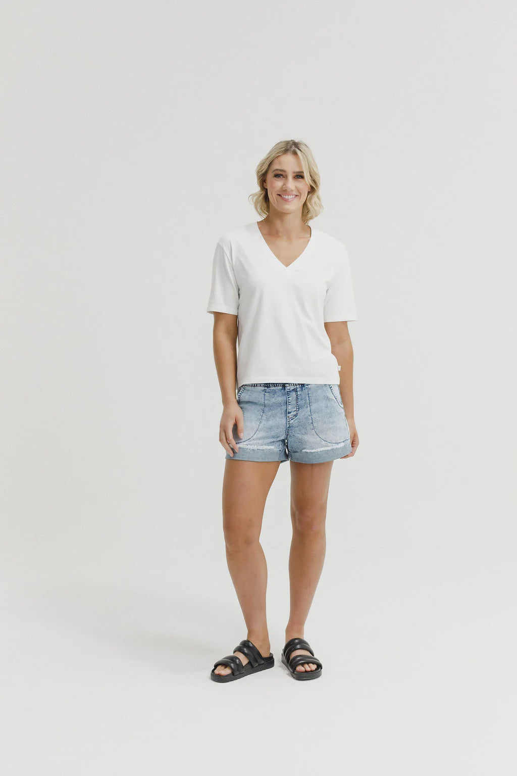 Homelee V Neck Tee White