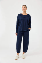 Load image into Gallery viewer, Studio Traveller L/S T Shirt Navy
