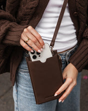 Load image into Gallery viewer, Suki Phone Bag Chocolate
