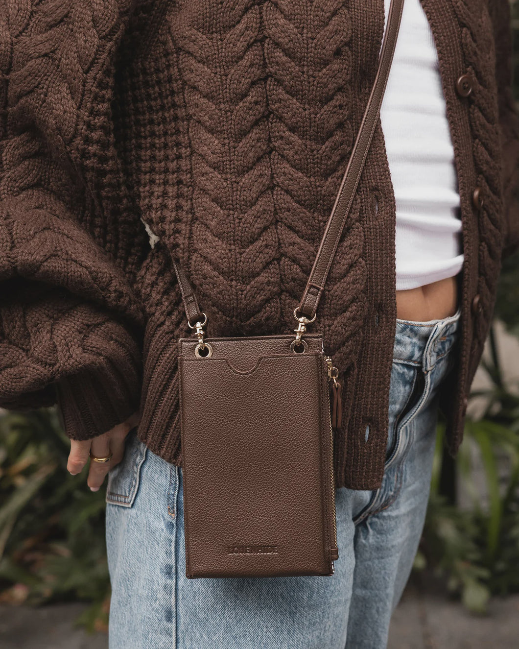 Suki Phone Bag Chocolate