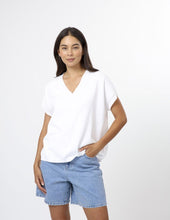Load image into Gallery viewer, Lily Top White
