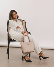 Load image into Gallery viewer, Baby Cruiser Woven Tote Malt
