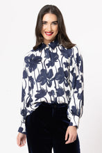 Load image into Gallery viewer, Lizzy Shirt
