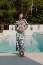 Load image into Gallery viewer, Amora Blue Vintage Floral SS Bias Midi Dress
