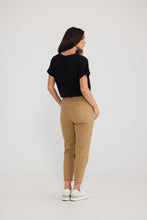 Load image into Gallery viewer, Wayfarer Pant Taupe
