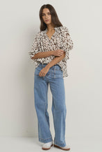 Load image into Gallery viewer, Certainty White Chocolate Animal Shirred Neck SS Top / White Animal
