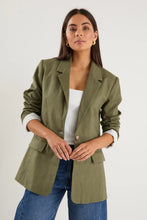 Load image into Gallery viewer, Dock Soft Khaki Ramie Rolled Sleeve Blazer
