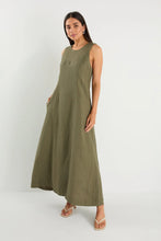 Load image into Gallery viewer, Easygoing Khaki Linen Blend Sleeveless Crew Neck Midi Dress
