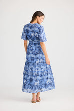 Load image into Gallery viewer, Lynwood Dress Ocean Clam
