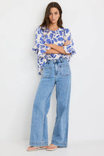 Load image into Gallery viewer, Justify Blue Lotus SS Blouson Sleeve Top
