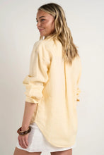 Load image into Gallery viewer, Optimum Lemon Linen Oversize Shirt
