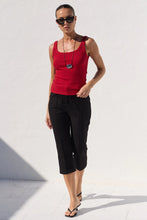 Load image into Gallery viewer, Reckon Black Stretchy Capri Pants
