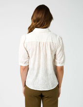 Load image into Gallery viewer, Evie Blouse White
