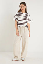 Load image into Gallery viewer, Townie Linen Side Stripe Pant
