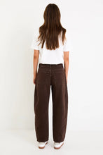 Load image into Gallery viewer, Varsity Chocolate Forward Seam Barrel Jean
