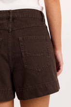 Load image into Gallery viewer, Kindly Chocolate Pocket Front Denim Short
