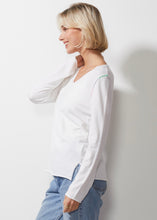 Load image into Gallery viewer, Z&amp;P V Stitch Jumper White
