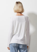 Load image into Gallery viewer, Z&amp;P V Stitch Jumper White
