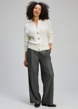 Load image into Gallery viewer, Alpaca Cardi White
