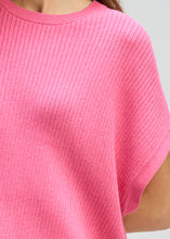 Load image into Gallery viewer, Sleeveless Crew Essential Rhubarb
