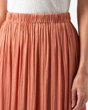 Load image into Gallery viewer, Everyday Skirt Vintage Rose
