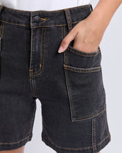 Load image into Gallery viewer, Balmy Short Wash Black

