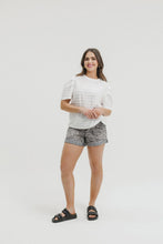 Load image into Gallery viewer, Rose Tee Vanilla
