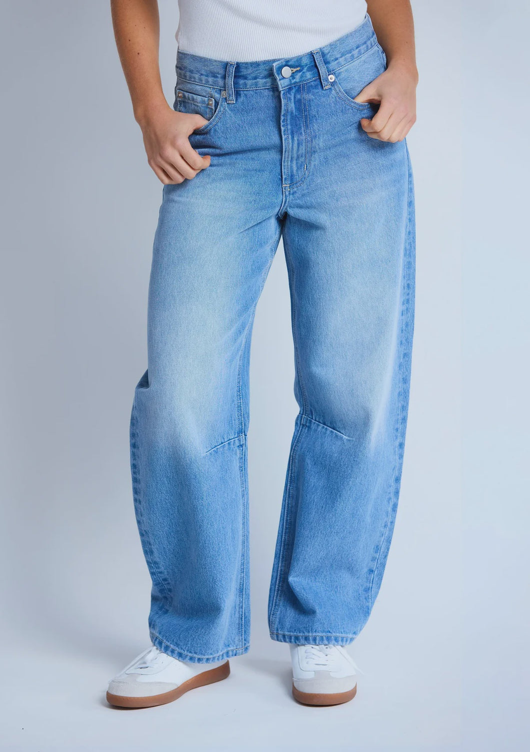 Carson Barrel Jean Mid Blue